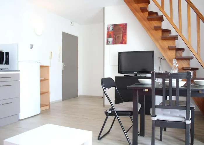 Appt 2 Pieces - Lr030-e222 ラ・ロシェル